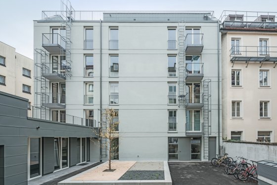 Buero-Helmling-Referenz-L79-07